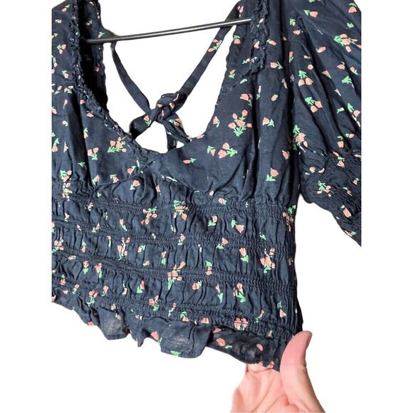 Urban Outfitters Flower Print Peasant Style Crop Top‎ Size Small - Picture 4 of 8